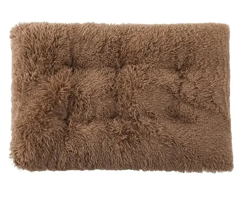 Ultra-Soft Faux Fur Pet Bed – Non-Slip Orthopedic Sleeping Pad
